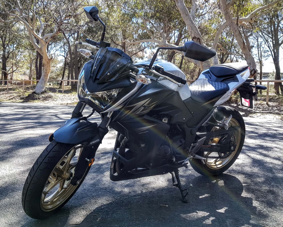 Z300 Modified Kawasaki Z300 Headlight repair & upgrade kits HID xenon LED