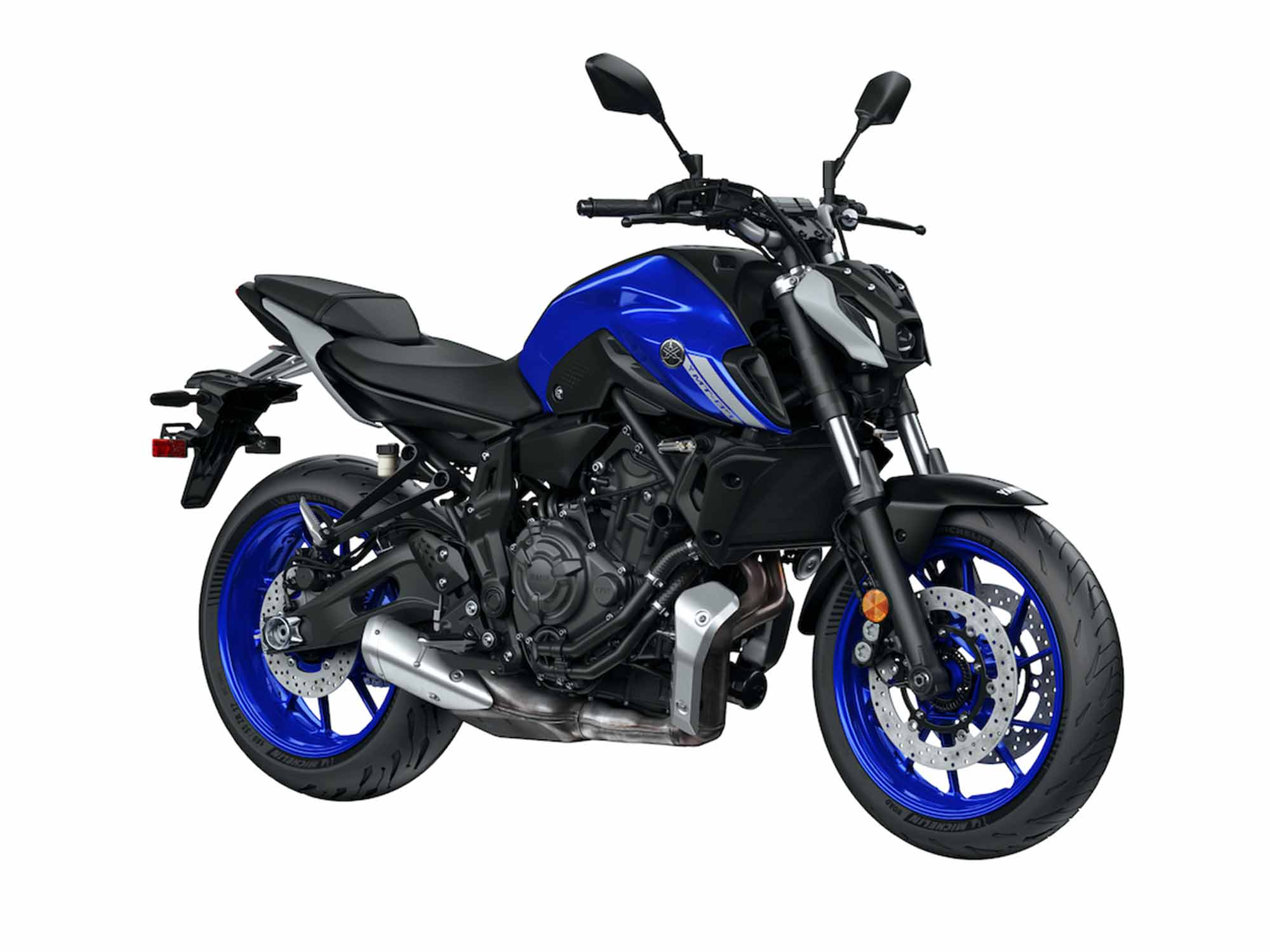 Yamaha MT-07 2021 model in blue, front three-quarter view on a white background