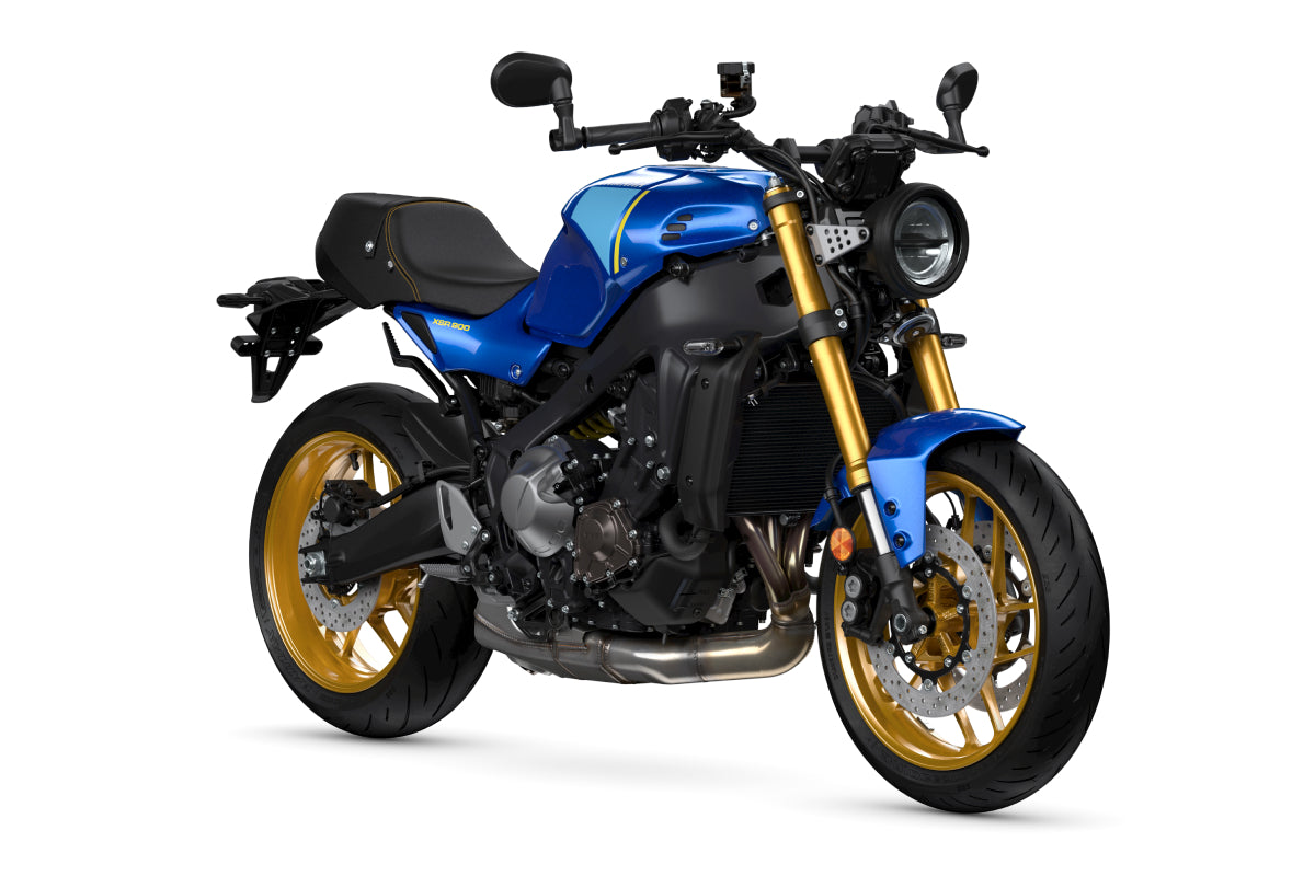 Yamaha XSR900 2022 in Legend Blue with gold wheels, front three-quarter view on a white background