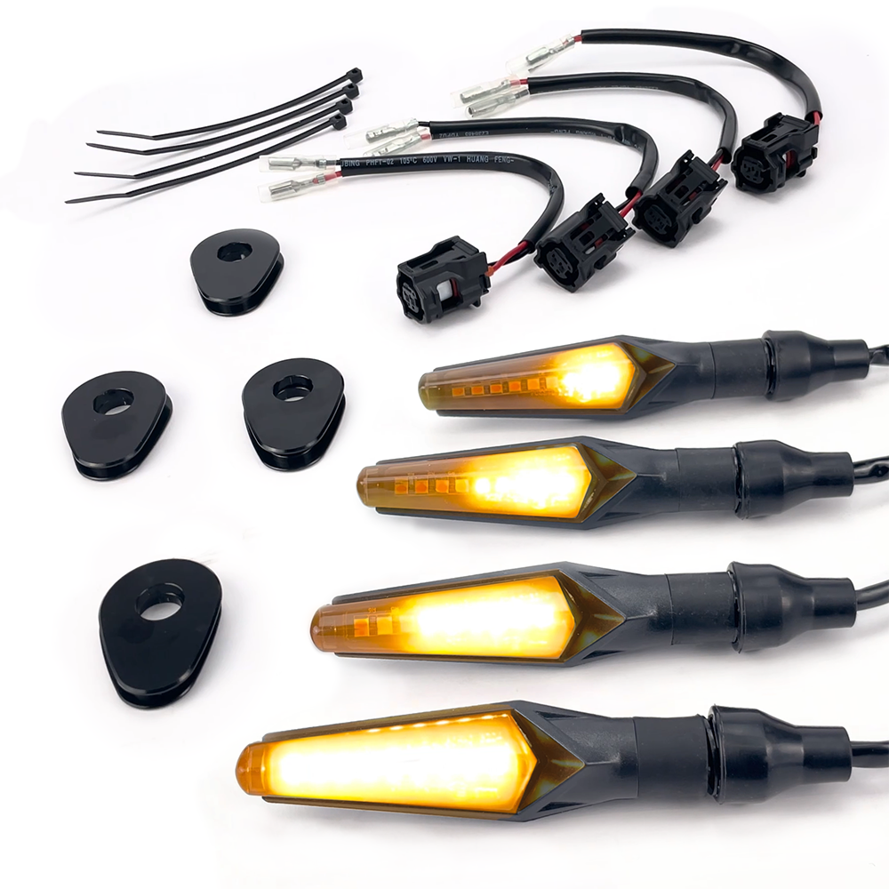 Yamaha MT-07 2021+ complete LED turn signal kit V2 — sequential amber indicators illuminated